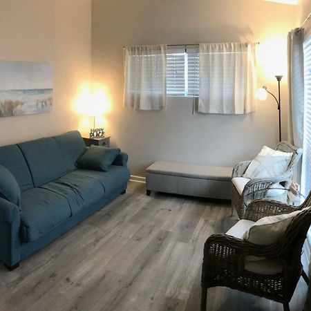 Salty Serenity Duplex Cocoa Beach Extérieur photo